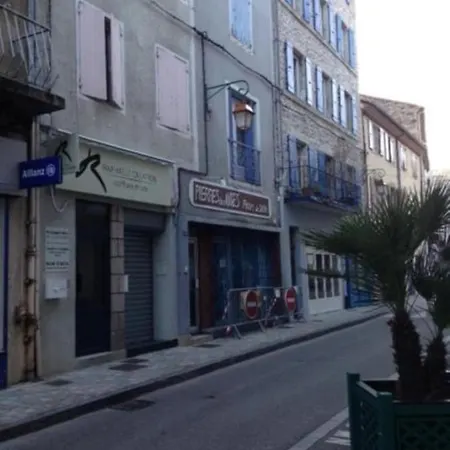 Les Bains 아파트